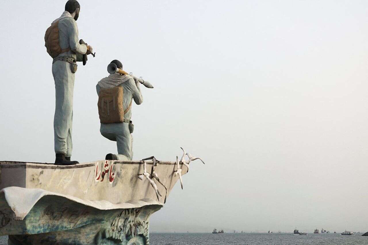 The Revolutionary Guards oppose the new shipping route in the Strait of Hormuz: "unacceptable and dangerous"