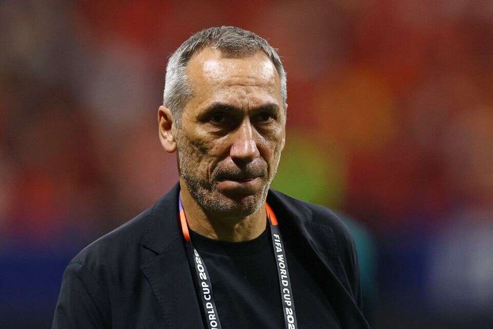 גיורגיוס דוניס , רויטרס
