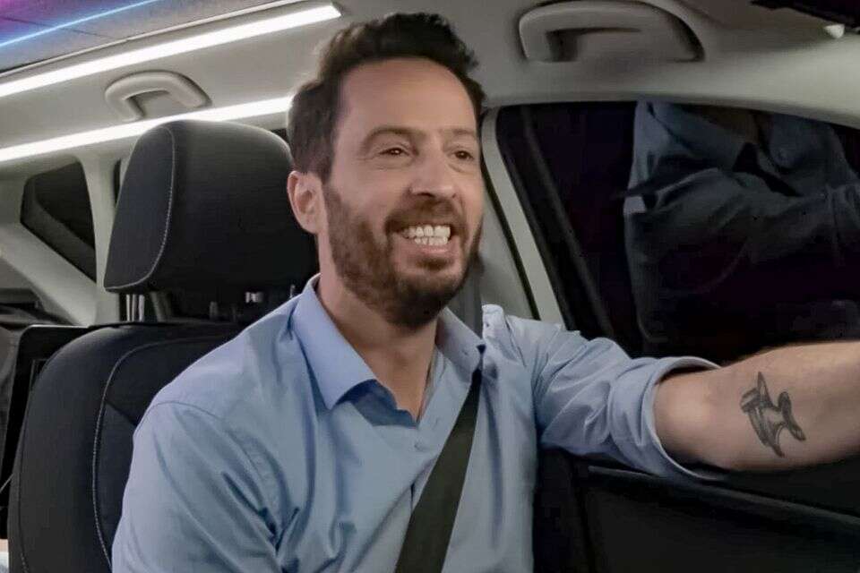 עידו רוזנבלום בתוכנית "מונית הכסף" , מתוך התוכנית בקשת 12