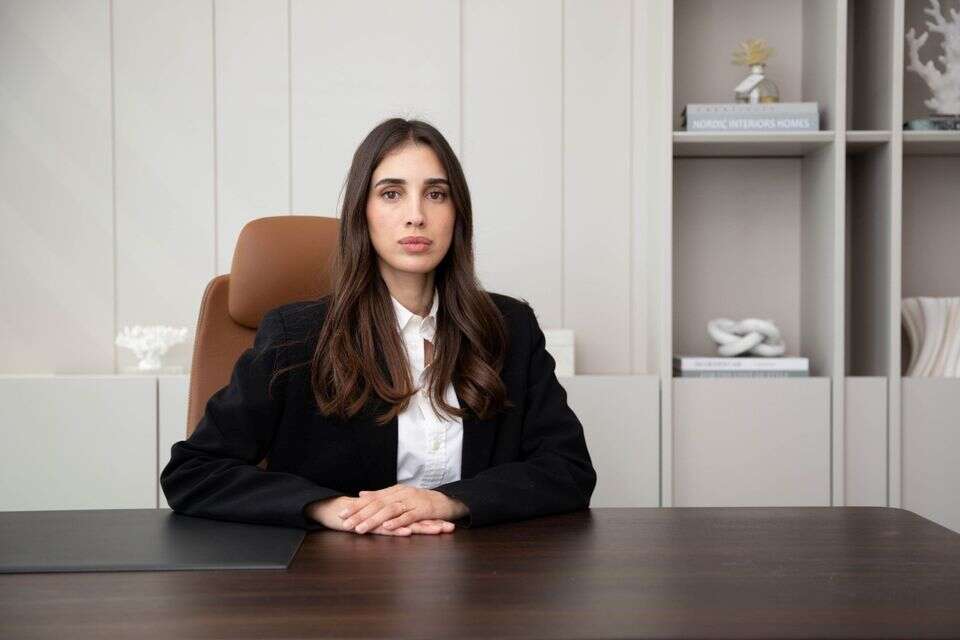 עו"ד מירה שוורץ שמש , אוהד דיין