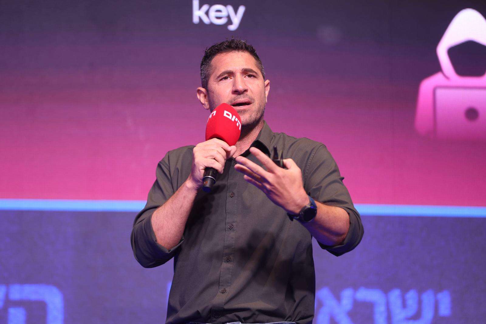 בני מאיר, מנכ"ל ומייסד מודליו טכנולוגיות, בוועידה השנתית של ישראל היום , לירון מולדובן