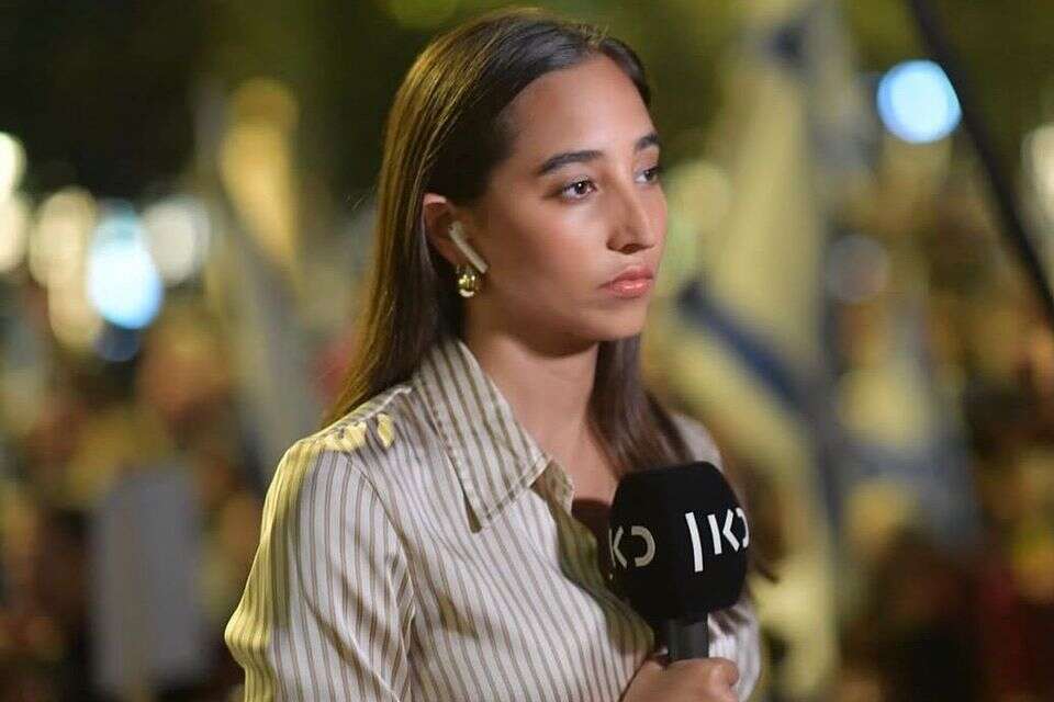 אנה פינס , אינסטגרם