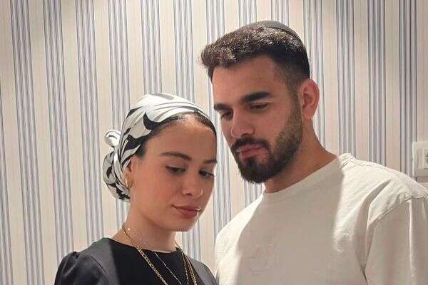 לא אוהבים את זה. ישראל דויטש ואישתו מעיין רות שלום , אינסטגרם