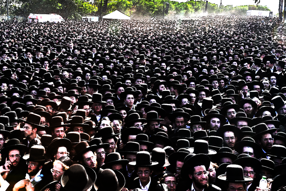 אם המצב ימשיך ככה, ישראל לא תשרוד עוד דור. הפגנת חרדים , ללא קרדיט