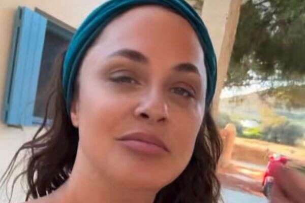 "פרידה כואבת". קרן פלס , אינסטגרם