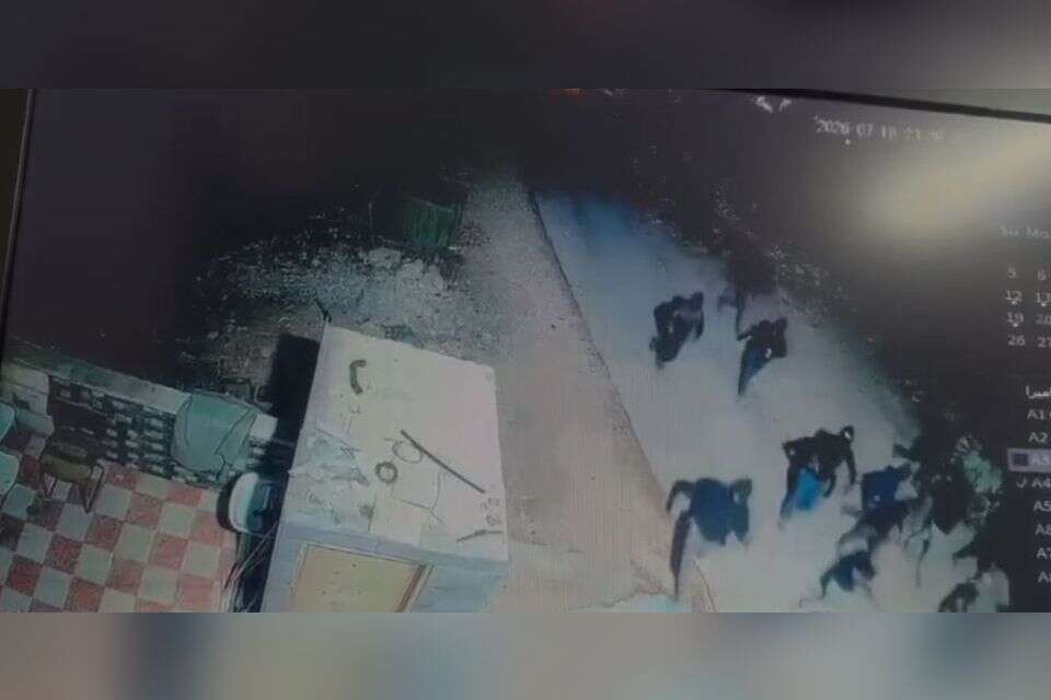 מצלמות האבטחה תיעדו את הגעת הפורעים אל העיירה הפלסטינית , רשתות ערביות
