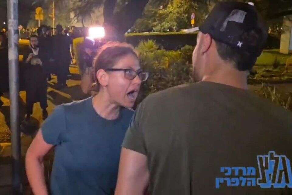 מרדכי דוד וענת קם בעימות , מרדכי הלפרין
