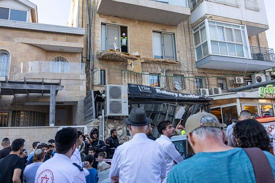 קריסת המפרסת בירושלים , אורן בן חקון