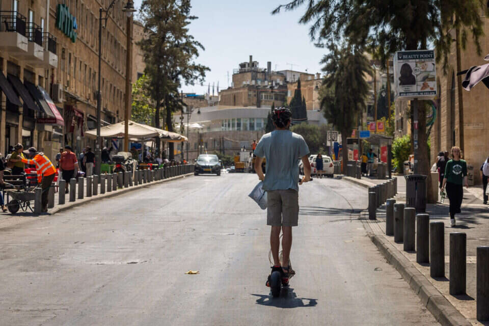 רחוב קינג ג'ורג' בירושלים , אורן בן חקון