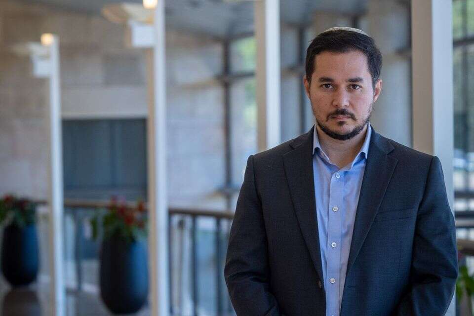 דן אילוז בראיון ל"היום" , אורן בן חקון