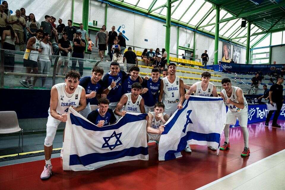 שחקני נבחרת הנוער של ישראל , FIBA