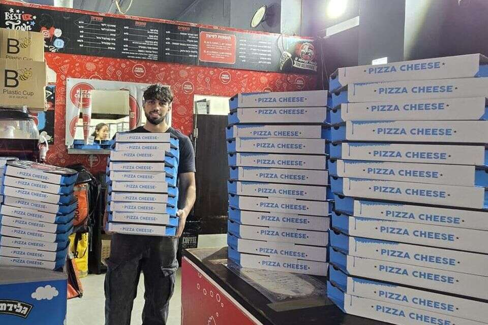 פיצה צ׳יז אשקלון , יחסי ציבור