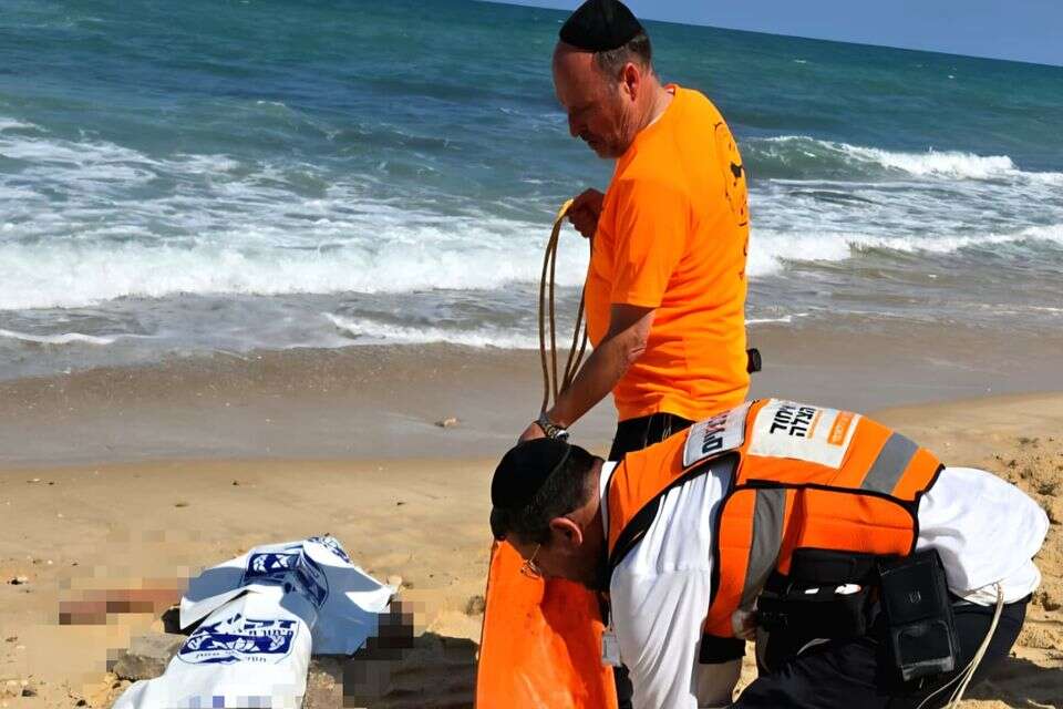 גופתו של הגבר אותרה בחוף באשקלון , דוברות זק"א