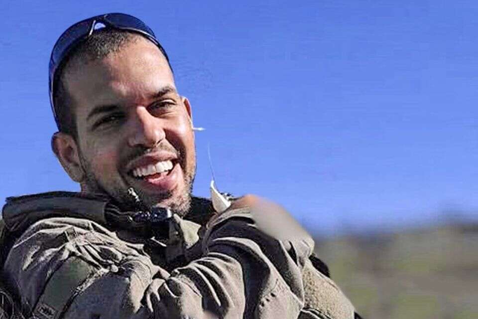 סרן ד"ר אורי יוסף סילבסטר ז"ל , דובר צה"ל