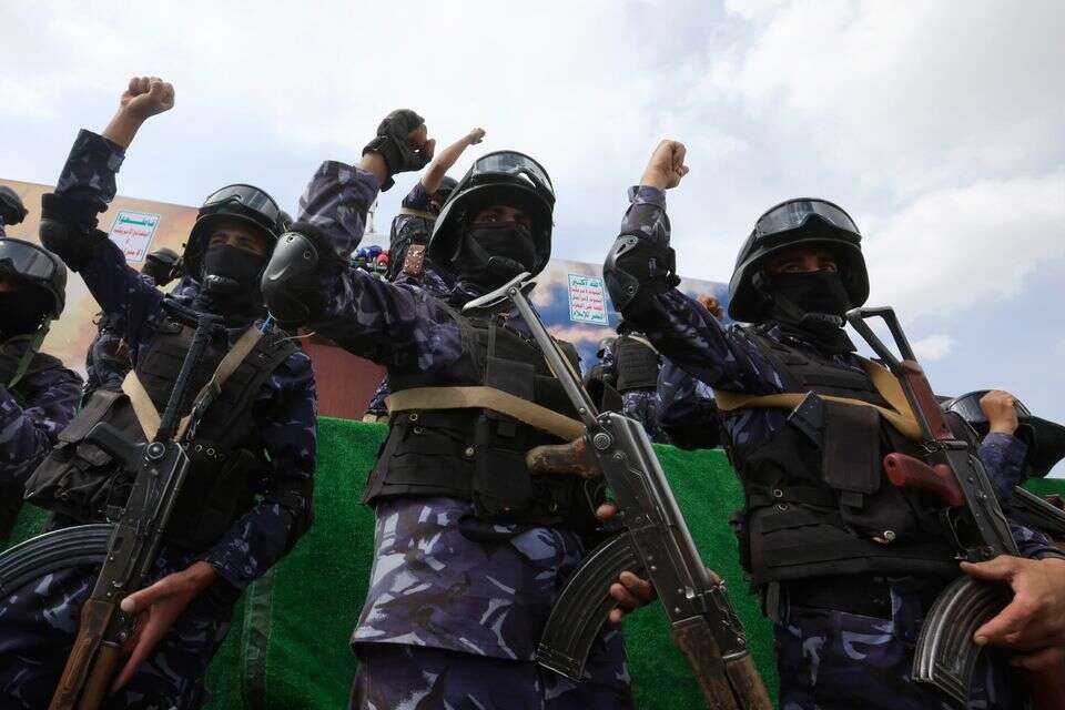 החות'ים הצטרפו למערכה, והקלפים נטרפו , APA