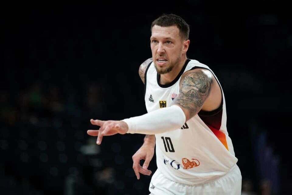 דניאל תייס , FIBA