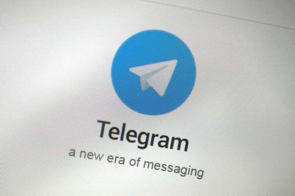 FILE PHOTO: The Telegram messaging app logo is seen on a website in Singapore November 19, 2015. REUTERS/Thomas White/File Photo ,