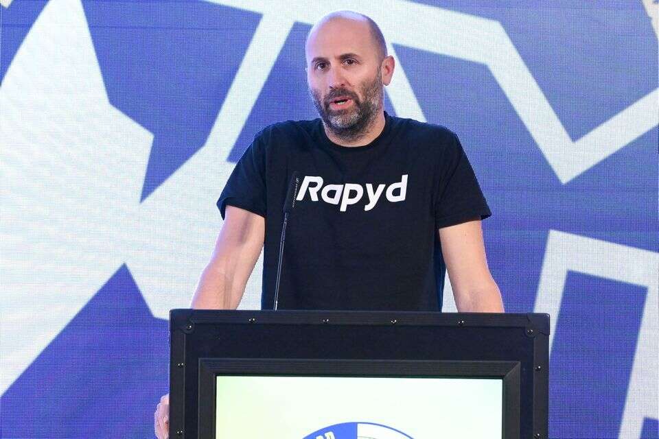 אריק שטילמן , ברני ארדוב