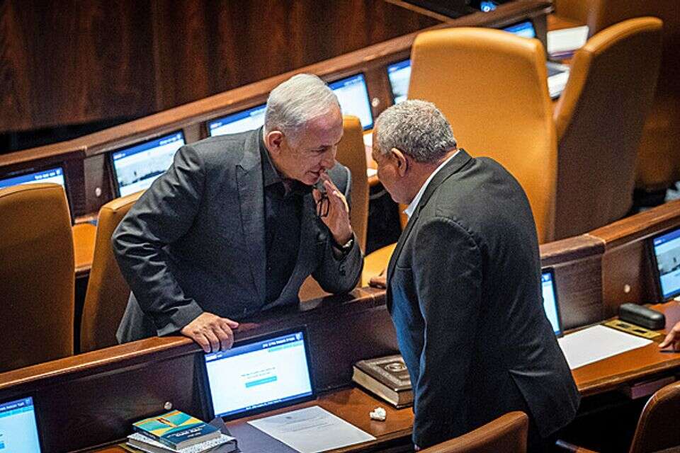נתניהו ואיזנקוט , אורן בן חקון