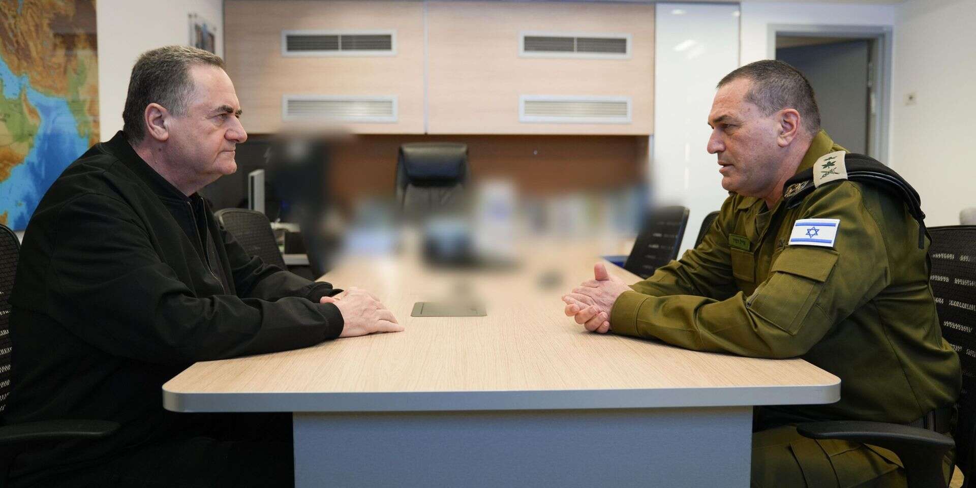 לא חשוב מי יהיה בממשלה, צה"ל יצטרך מיליארדים - כאן ועכשיו. כ"ץ מול זמיר , אלעד מלכה, משרד הביטחון