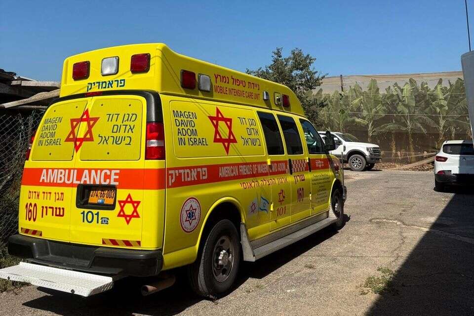 אמבולנס מד"א (ארכיון) , מד"א