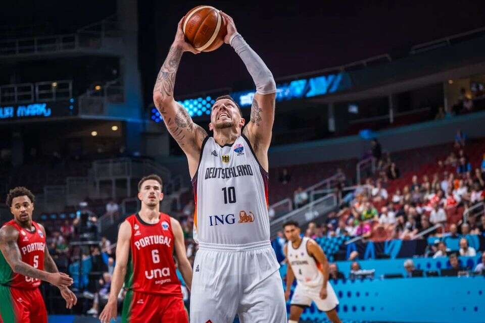 דניאל תייס , FIBA