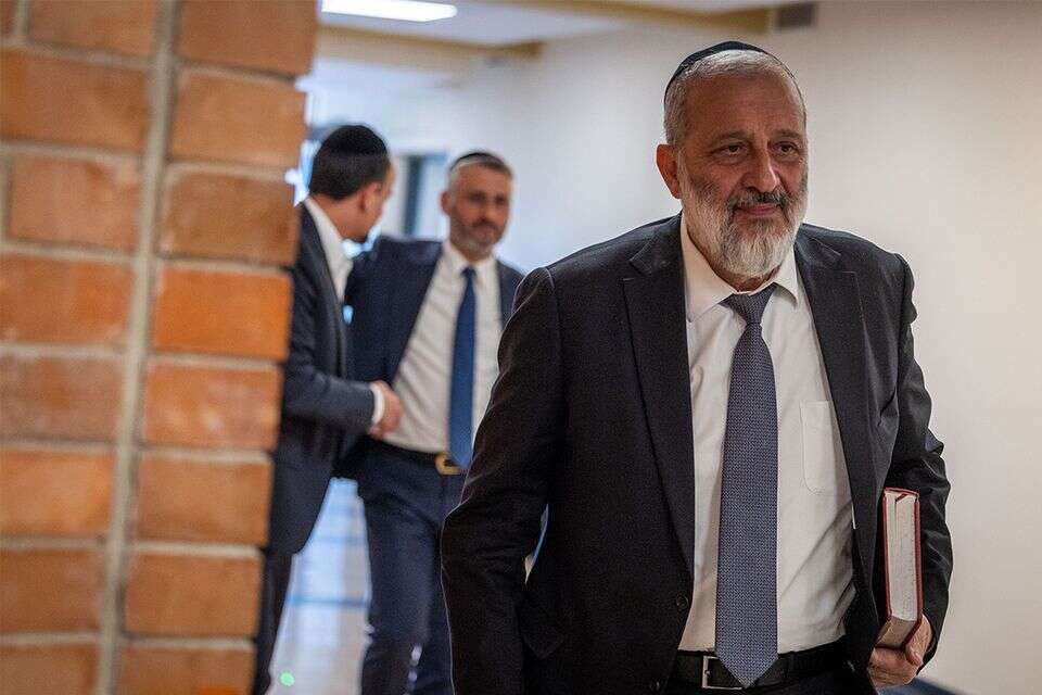 יו"ר ש"ס אריה דרעי , אורן בן חקון