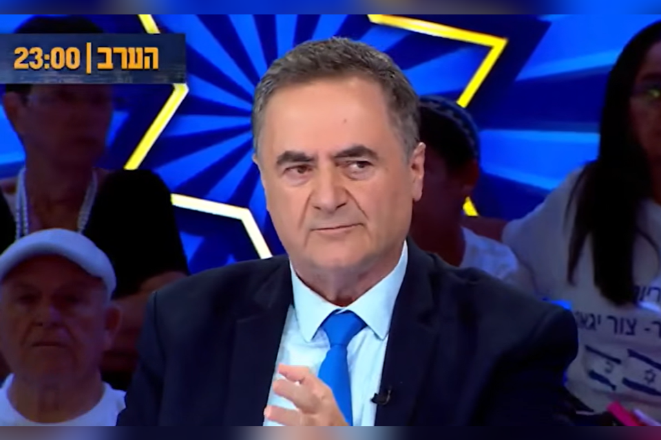 השר כ"ץ בערוץ 14 מכריז על הדחת האלוף בלוט , צילום מסך מתוך "הפטריוטים"