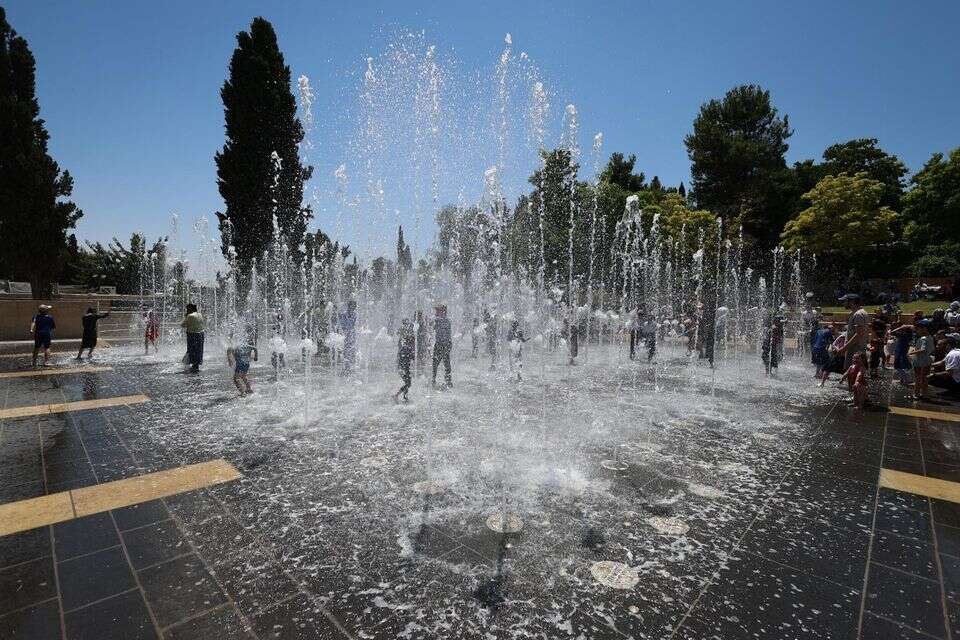 פארק טדי במהלך גל החום , אורן בן חקון