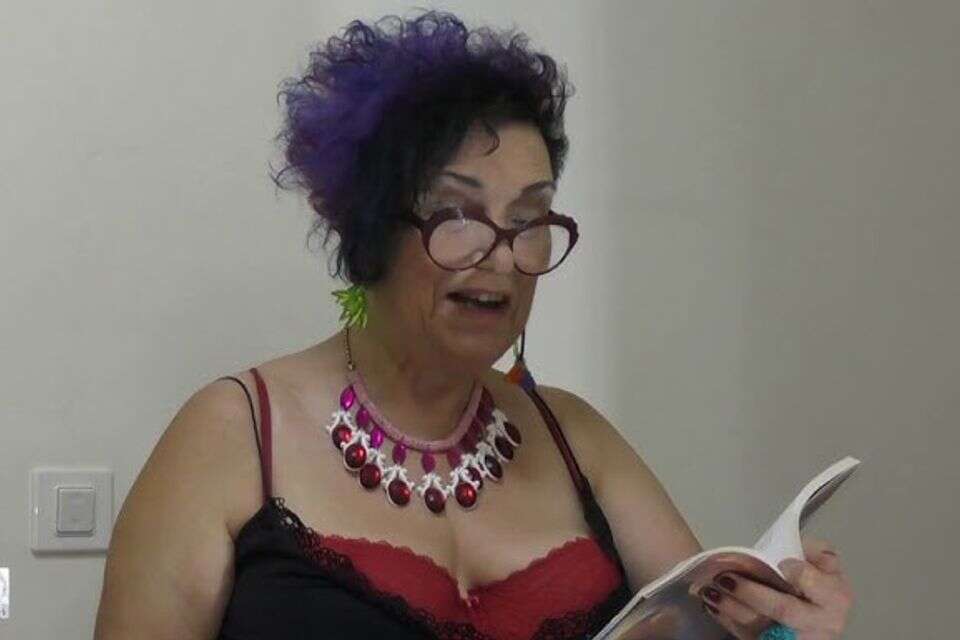 המשוררת והאמנית חיה אסתר , ראובן הרמתי