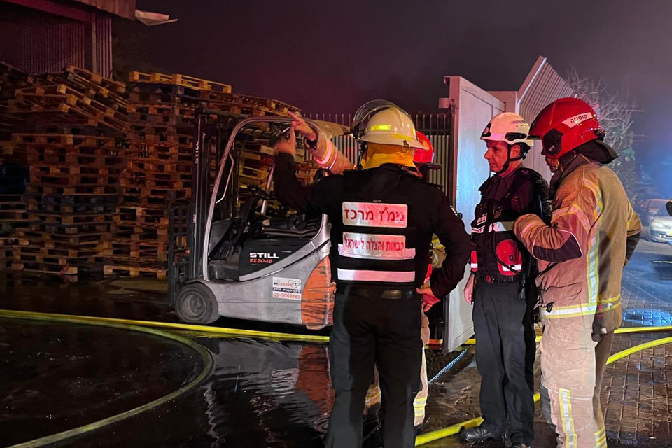 כוחות כבאות בזירה , כבאות והצלה לישראל