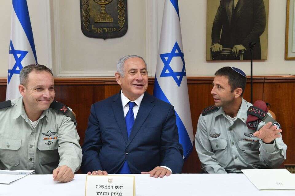 נתניהו ובלוט (ארכיון) , קובי גדעון לעמ