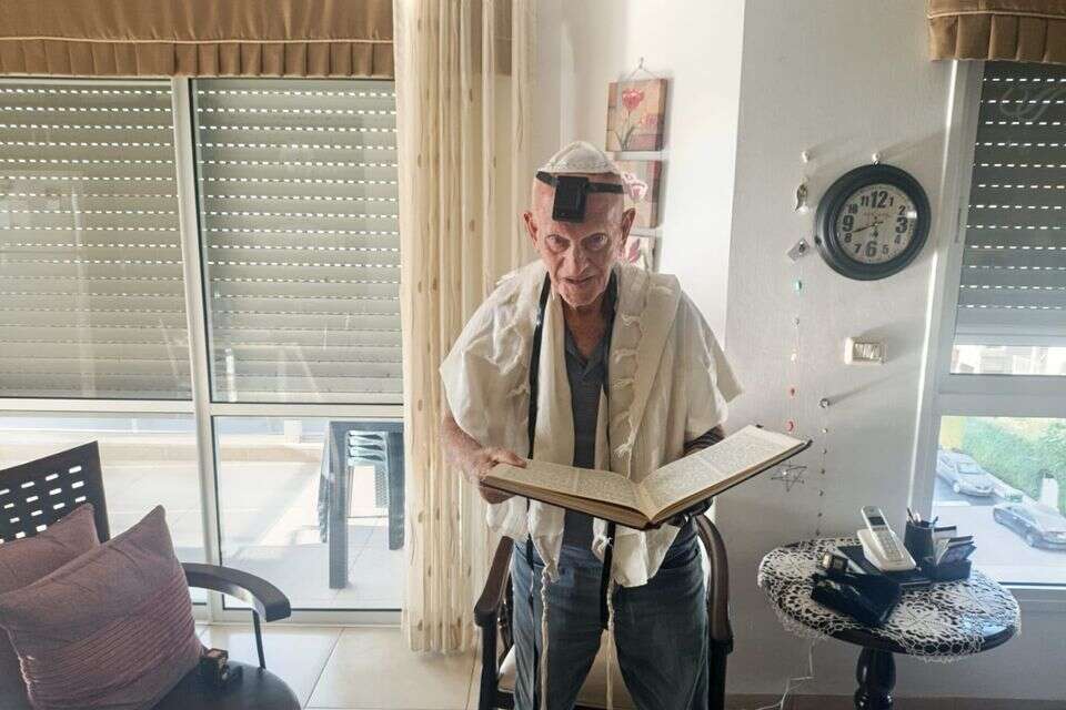 שורד השואה מרקו פאר יחגוג בר מצווה בגיל 91 , באדיבות המשפחה