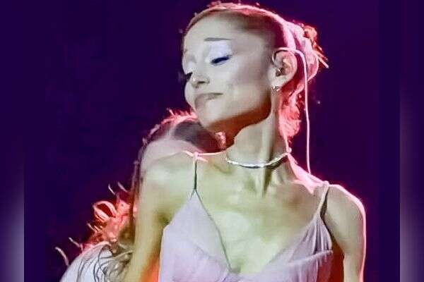 אריאנה גרנדה , צילום מסך מתוך עמוד האינסטגרם arianagrande