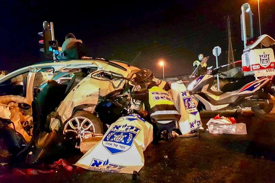 זירת התאונה הקטלנית בכביש 443 , דוברות זק"א