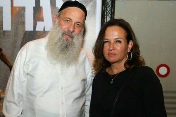 "בעיקר על האמת".צופית גרנט ושולי רנד , איציק בירן