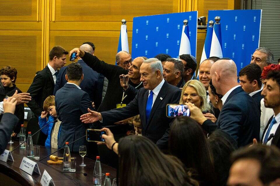 נתניהו עם חברי סיעת הליכוד , אורן בן חקון