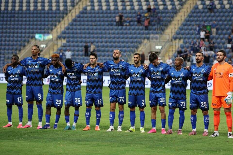 שחקני הפועל פתח תקווה , אלן שיבר