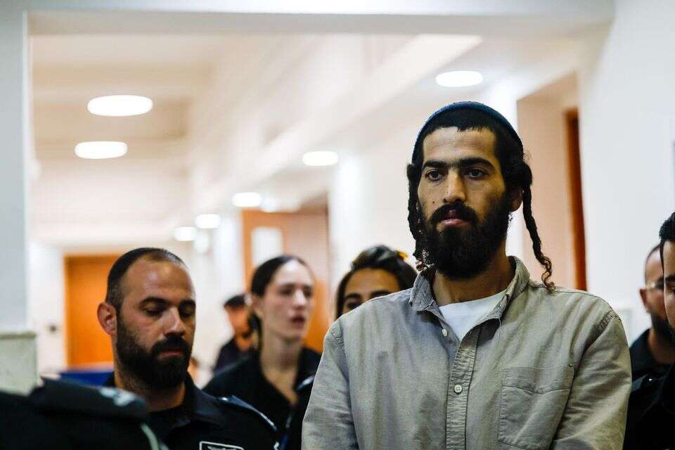 דרדיק מגיע לבית המשפט , אורן בן חקון