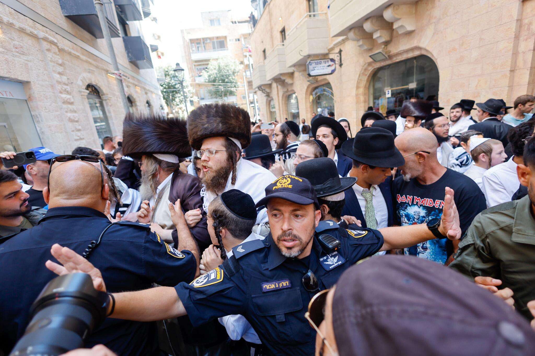 Uproar in Jerusalem: Sabotage attempt at a well-known city café