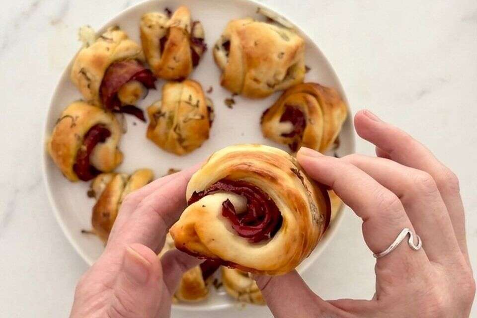 רוגלך פסטרמה , שימוש לפי סעיף 27א לחוק זכויות יוצרים