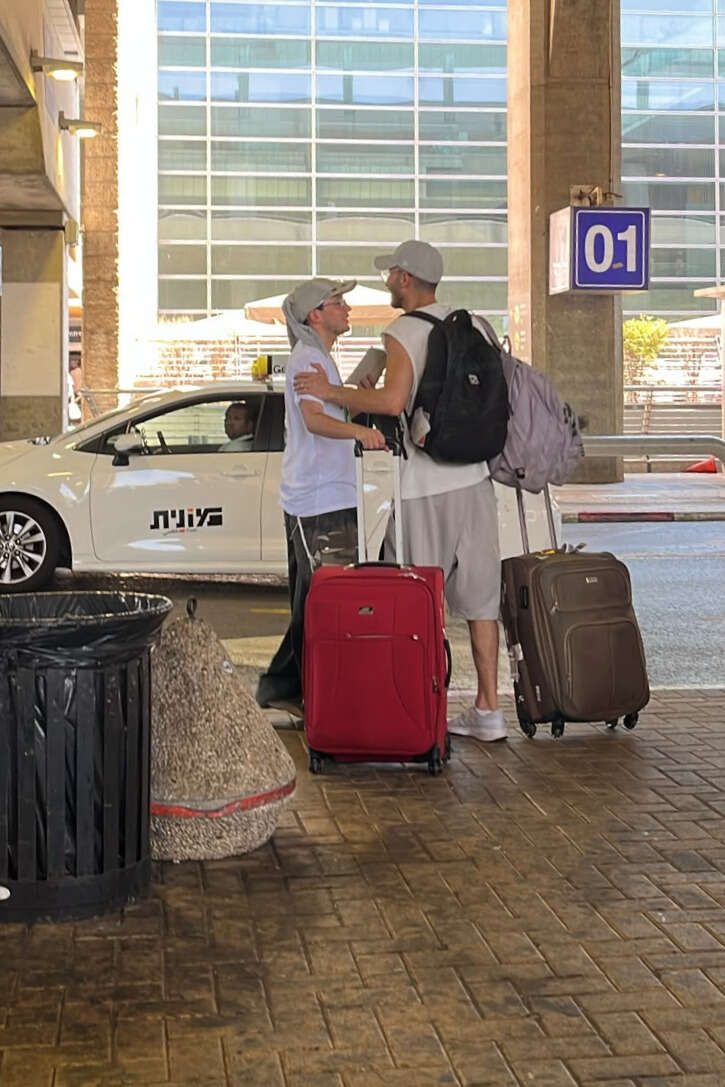 כזוג נשוי: שחר טבוך ואמיר טסים ללונדון
