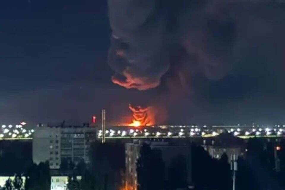 תקיפה אוקראינית על בית זיקוק ברוסיה , רשתות חברתיות