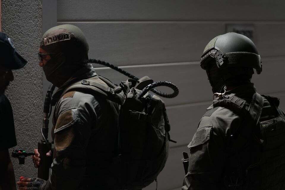 פשיטת המשטרה הובילה למעצר עשרות חשודים , דוברות המשטרה