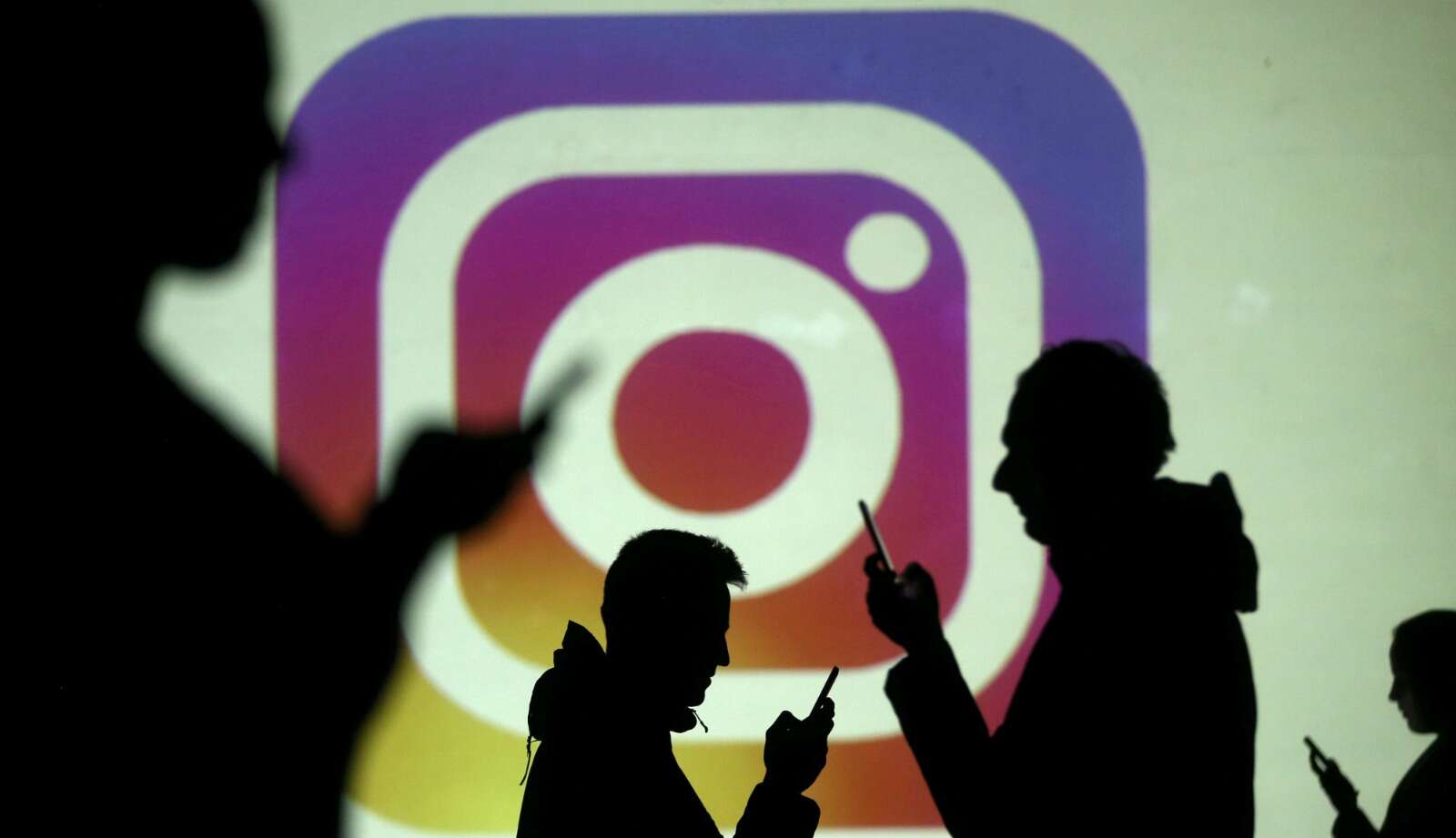 After a decade: Instagram updates its logo and sparks a storm