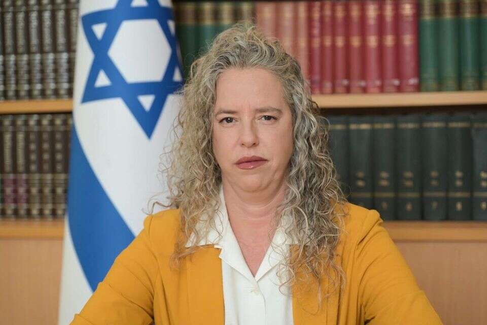 ויויאן אייזן , יח"צ