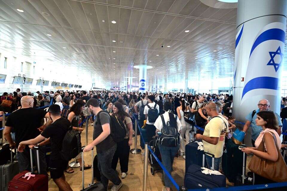 נתב"ג בשביתה (ארכיון) , יוסי זליגר