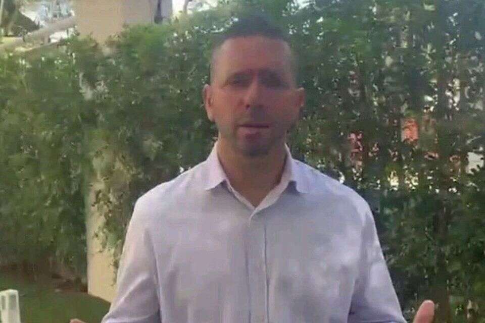השוטר וולטר: "וידאתי שלא נשקפת סכנה לחייהן" , שימוש לפי סעיף 27א' לחוק זכויות יוצרים