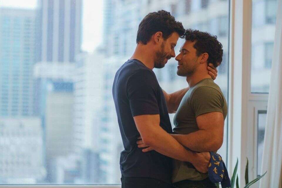 "סקיפ" מ"יריבות לוהטת" , יחצ