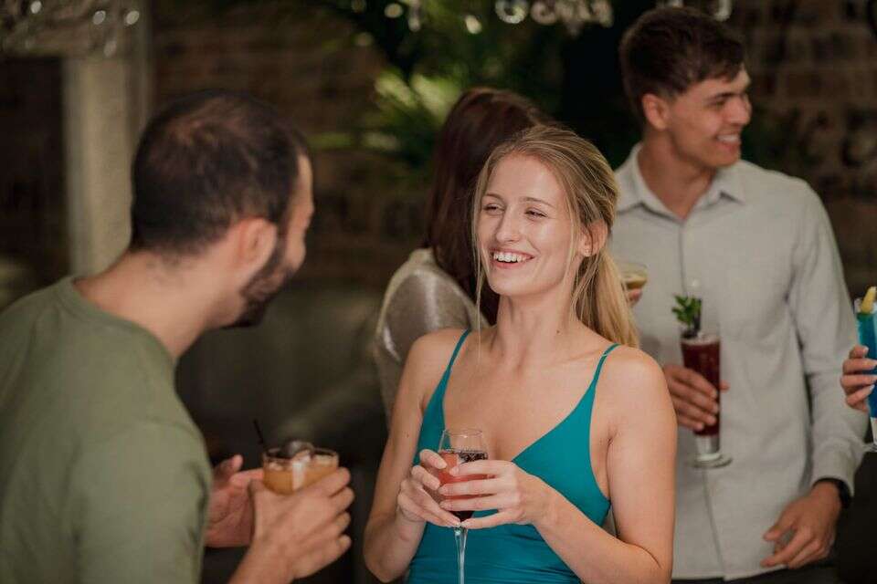 היכרויות רווקים רווקות זוגיות דייטים , istockphoto